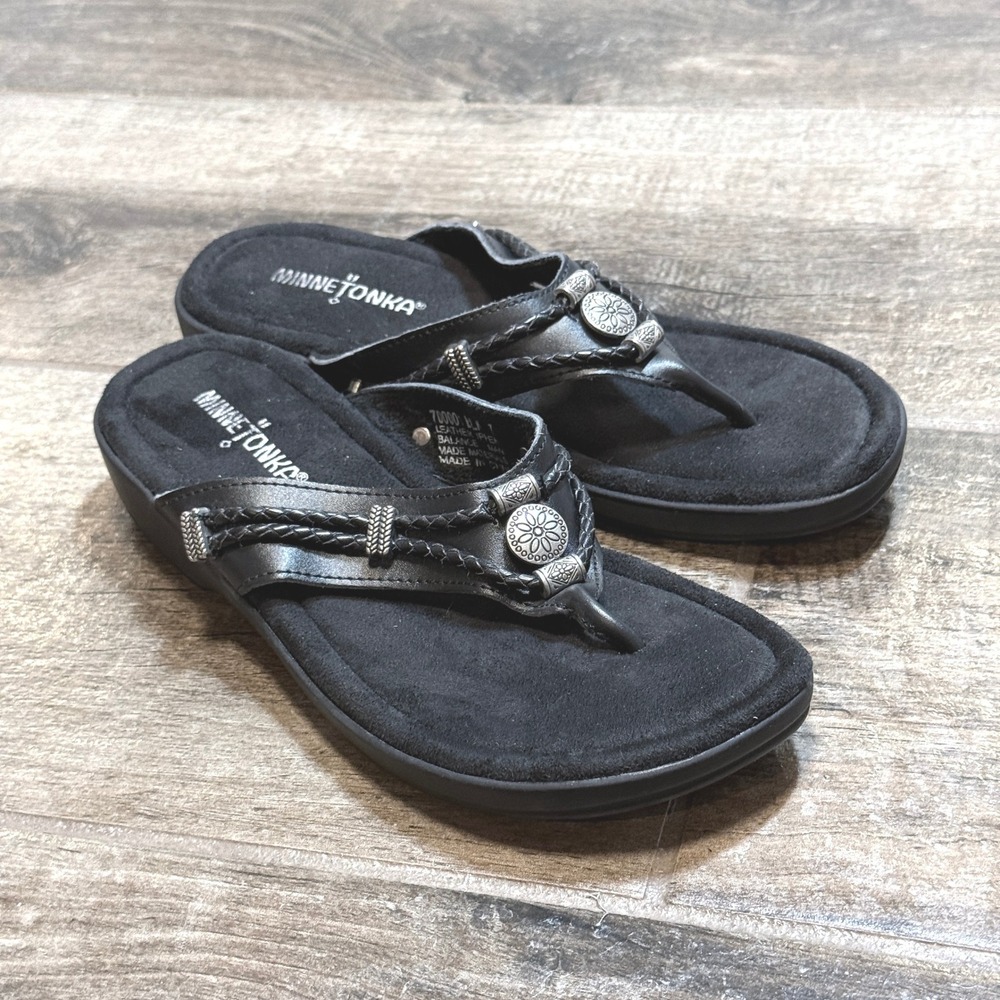 Minnetonka Silverthorne Ornamented Braided Leather Thong Sandals, Black, 7